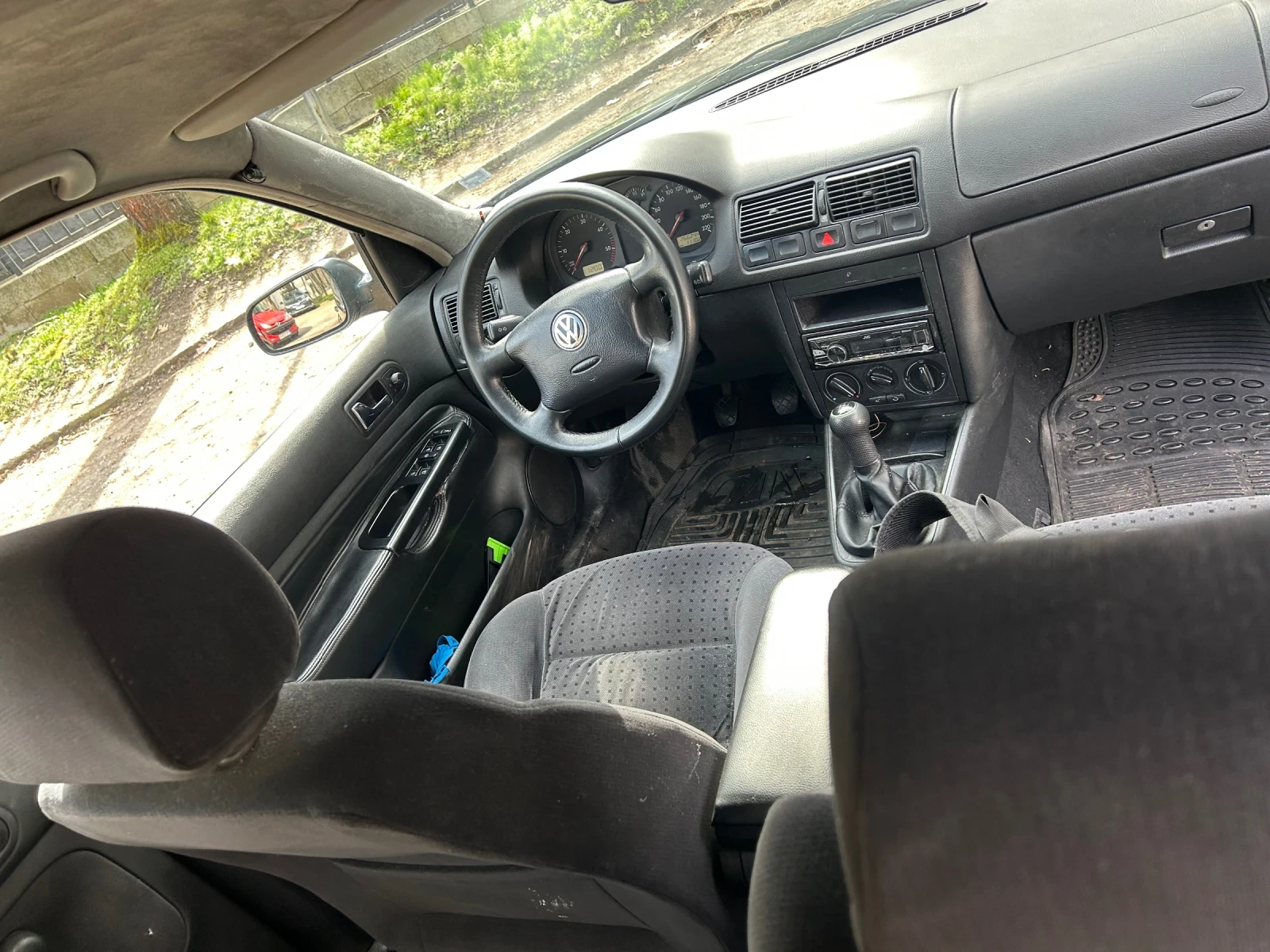 VW Golf, снимка 7 - Автомобили и джипове - 55351367