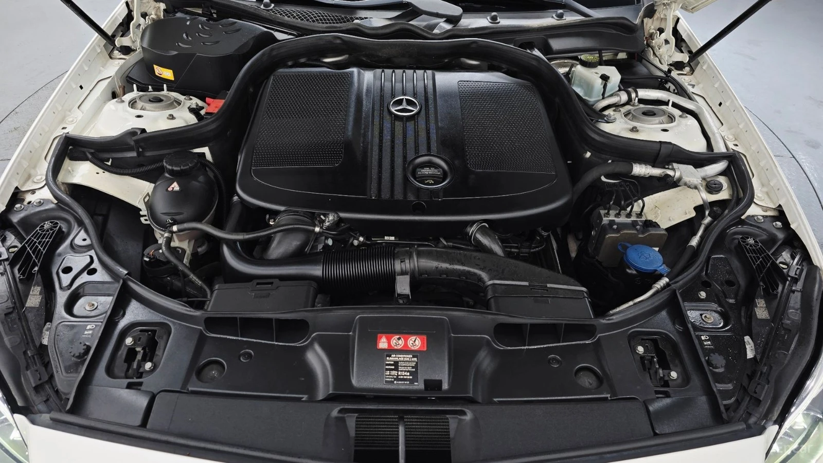Mercedes-Benz CLS 250 BLUETEC* 4MATIC* КОЖА* ОБДУХВ* ПОДГРЕВ* НАВИ* ПАНО, снимка 5 - Автомобили и джипове - 55545555