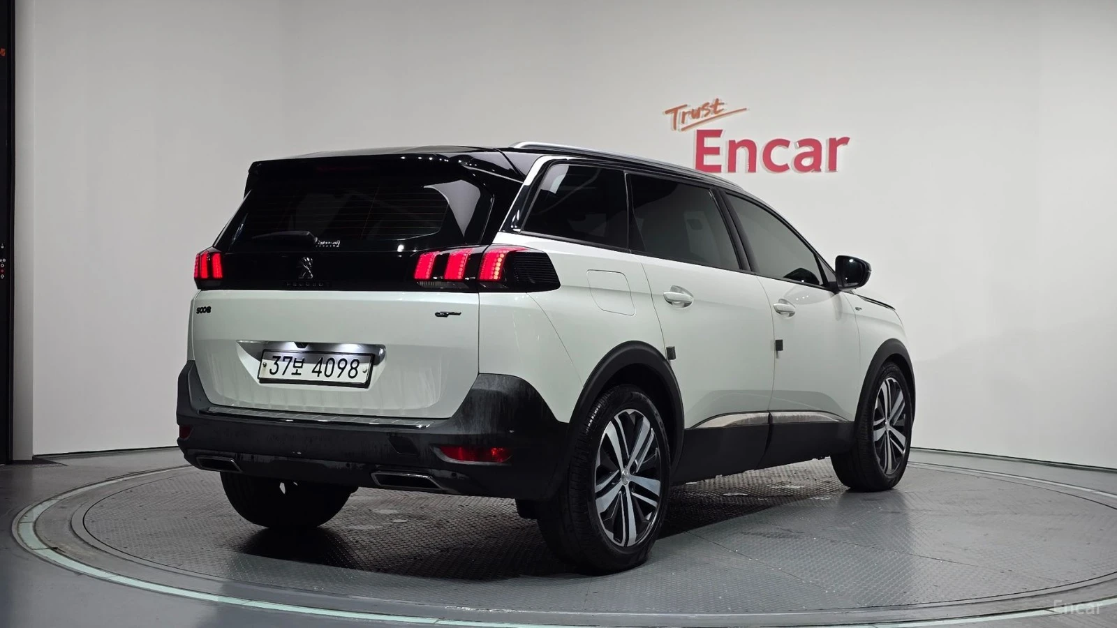 Peugeot 5008 * GT* 360* KEYLESS* Camera* 360* , снимка 2 - Автомобили и джипове - 55570301