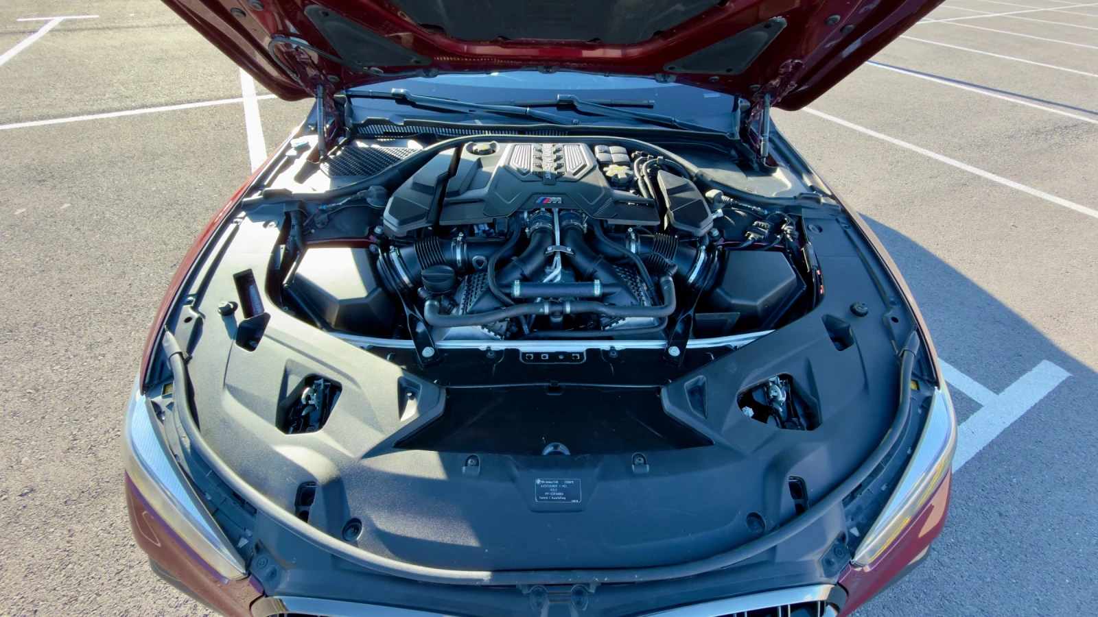 BMW M8 Competition, снимка 11 - Автомобили и джипове - 55729652