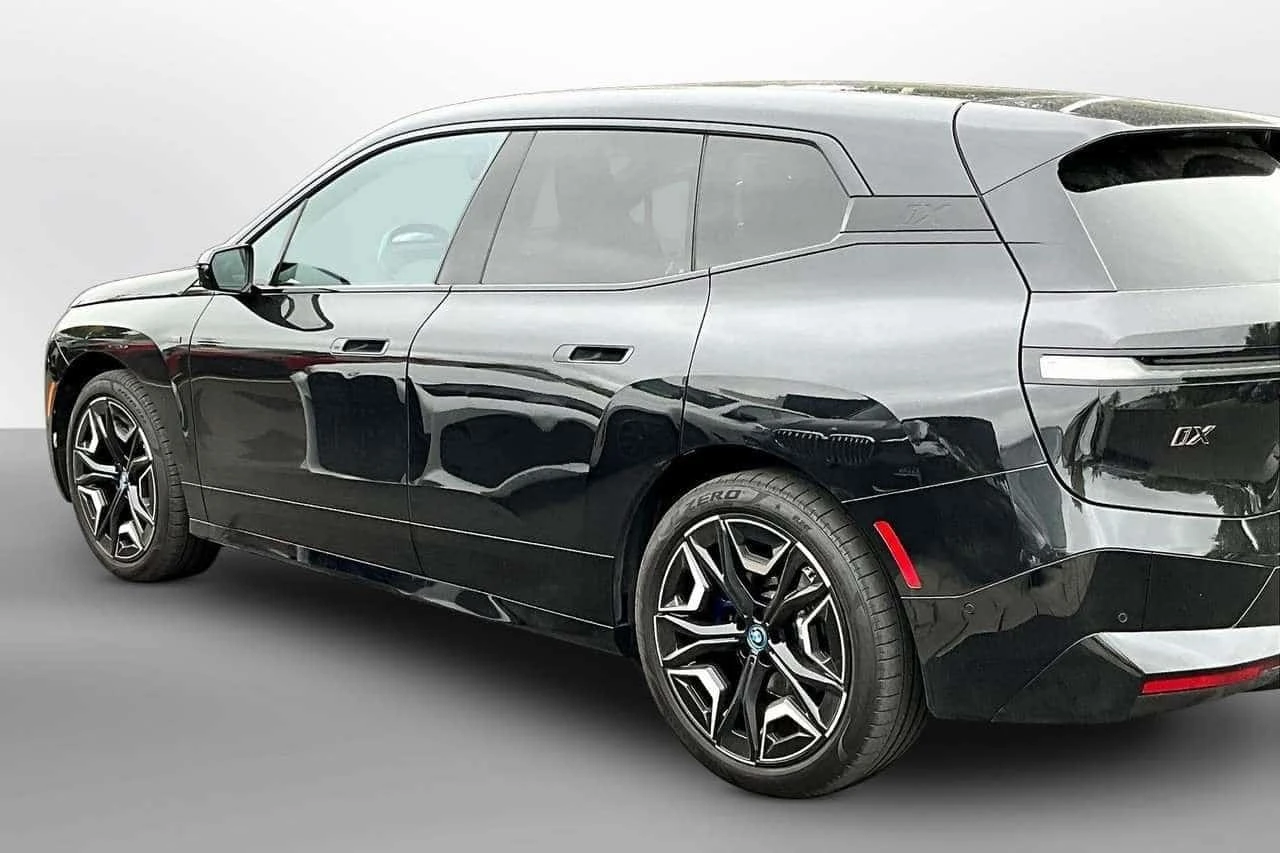 BMW iX M60 xDrive | CARFAX | ���������������� �� BMW | Mobile.bg � ����������� 3