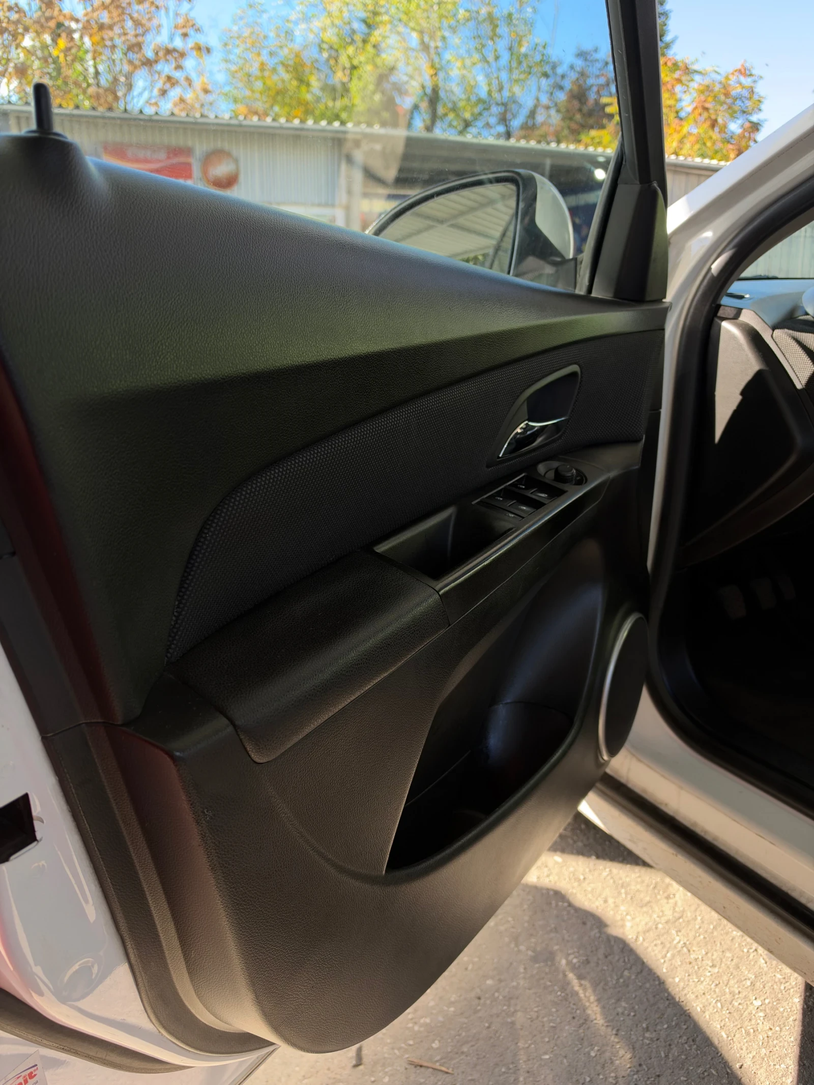 Chevrolet Cruze, снимка 14 - Автомобили и джипове - 56407067