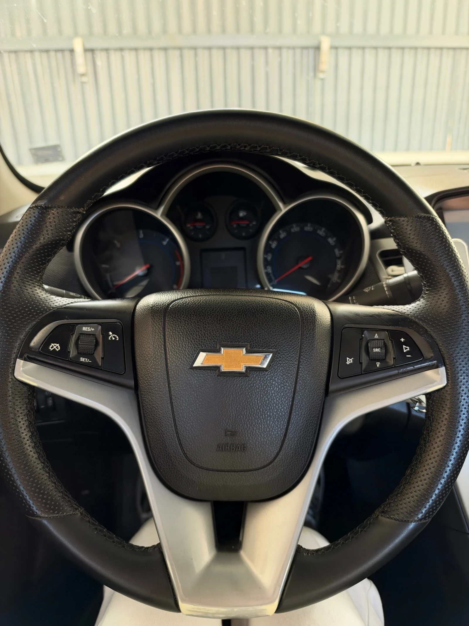 Chevrolet Cruze, снимка 9 - Автомобили и джипове - 56407067