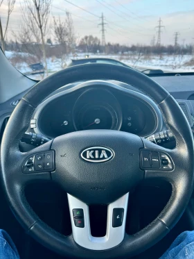 Kia Sportage Kia Sportage 2. 0 CRDI 4x4 Spirit ПАНОРАМА Keyless, снимка 10