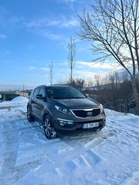 Kia Sportage Kia Sportage 2. 0 CRDI 4x4 Spirit ПАНОРАМА Keyless, снимка 3