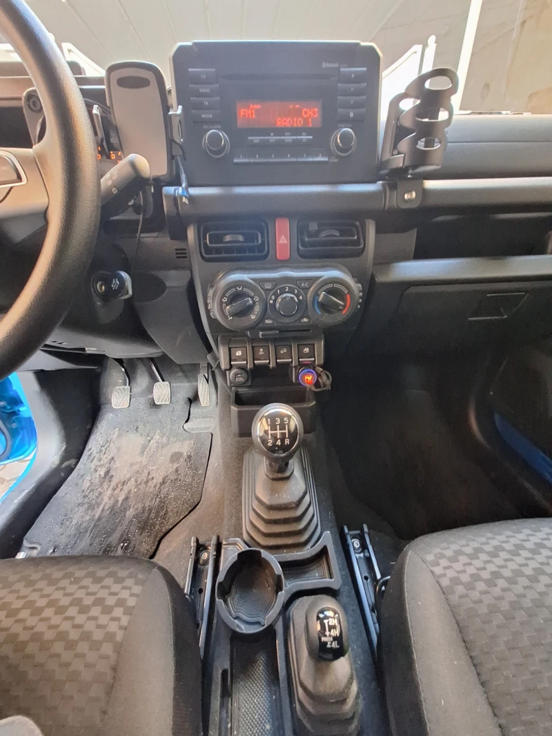 Suzuki Jimny, снимка 9 - Автомобили и джипове - 48918386