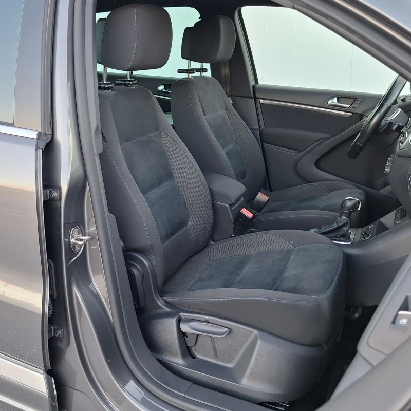 VW Tiguan SPORT 2.0TDI 184kc4x4 ПЪЛНА СЕРВИЗНА ИСТОРИЯ , снимка 12 - Автомобили и джипове - 51557304