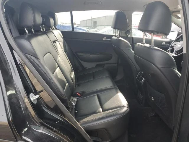 Kia Sportage, снимка 11 - Автомобили и джипове - 48718798