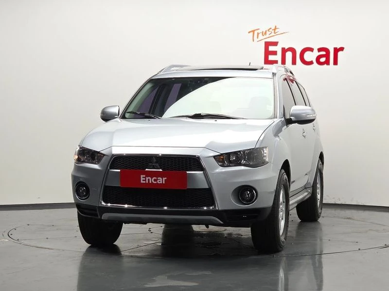 Mitsubishi Outlander 2.4L, снимка 3 - Автомобили и джипове - 55448784