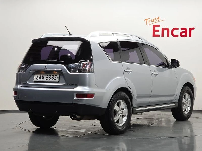 Mitsubishi Outlander 2.4L, снимка 2 - Автомобили и джипове - 55448784