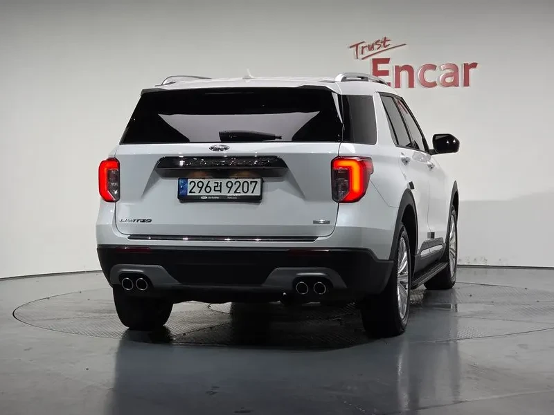 Ford Explorer 3.0 - САМО 30% АВАНС, снимка 3 - Автомобили и джипове - 56292855
