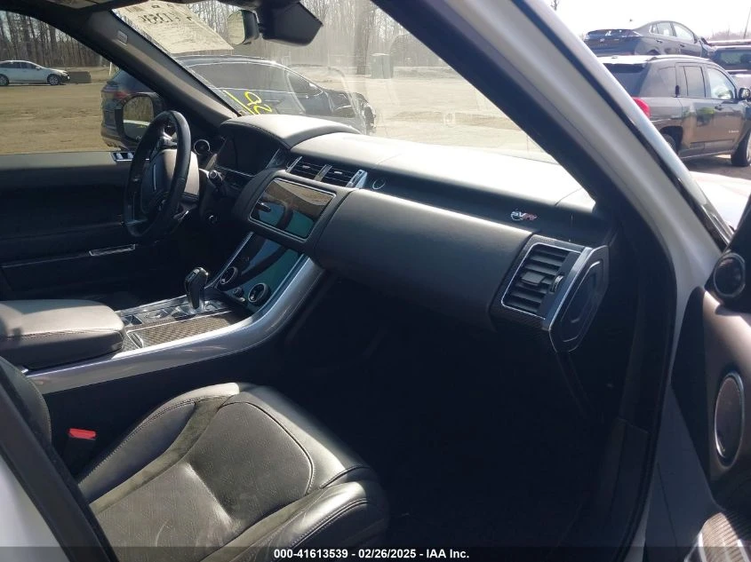Land Rover Range Rover Sport * SPORT SVR* КУПИ СЕГА* БЕЗ ТЪРГ*  - изображение 5