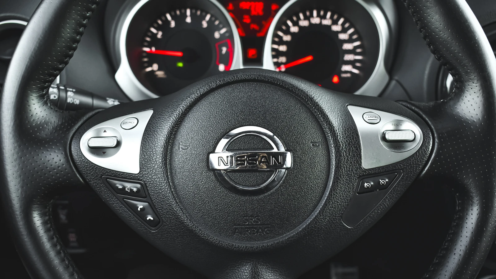 Nissan Juke 1.6 DIG-T 4x4 Automatic | Mobile.bg   13