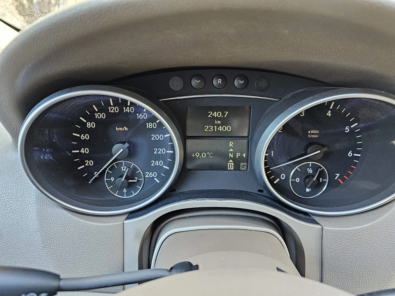 Mercedes-Benz ML 500 4Matic, 388к.с., Off-road Pack - изображение 8