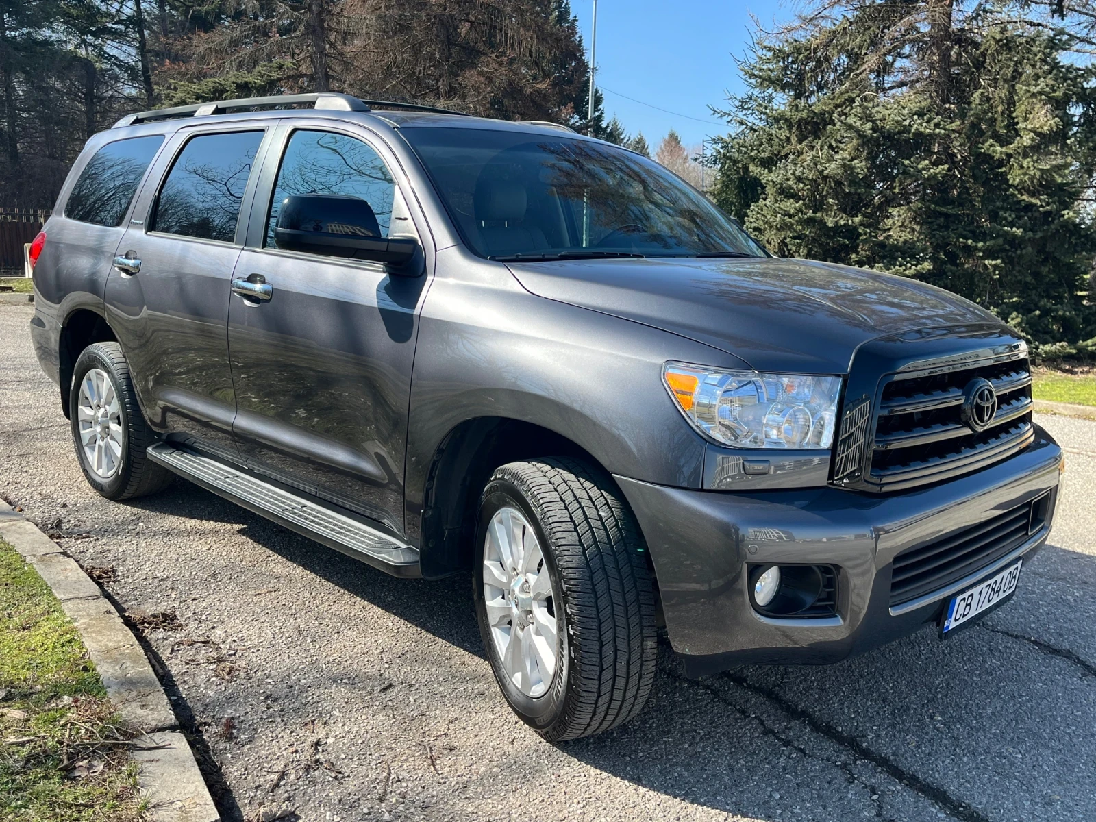 Toyota Sequoia Platinum - изображение 3