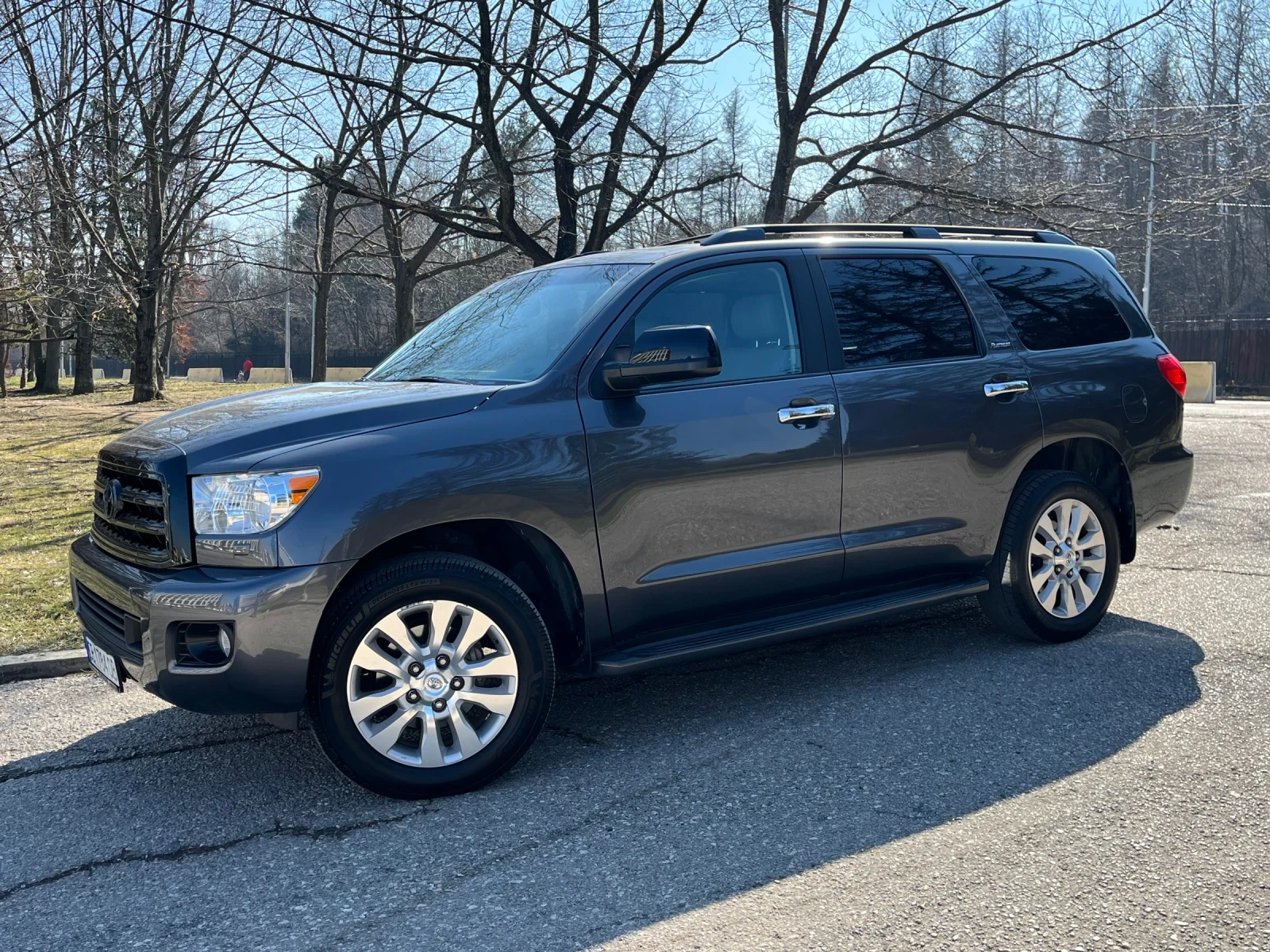 Toyota Sequoia Platinum - изображение 2