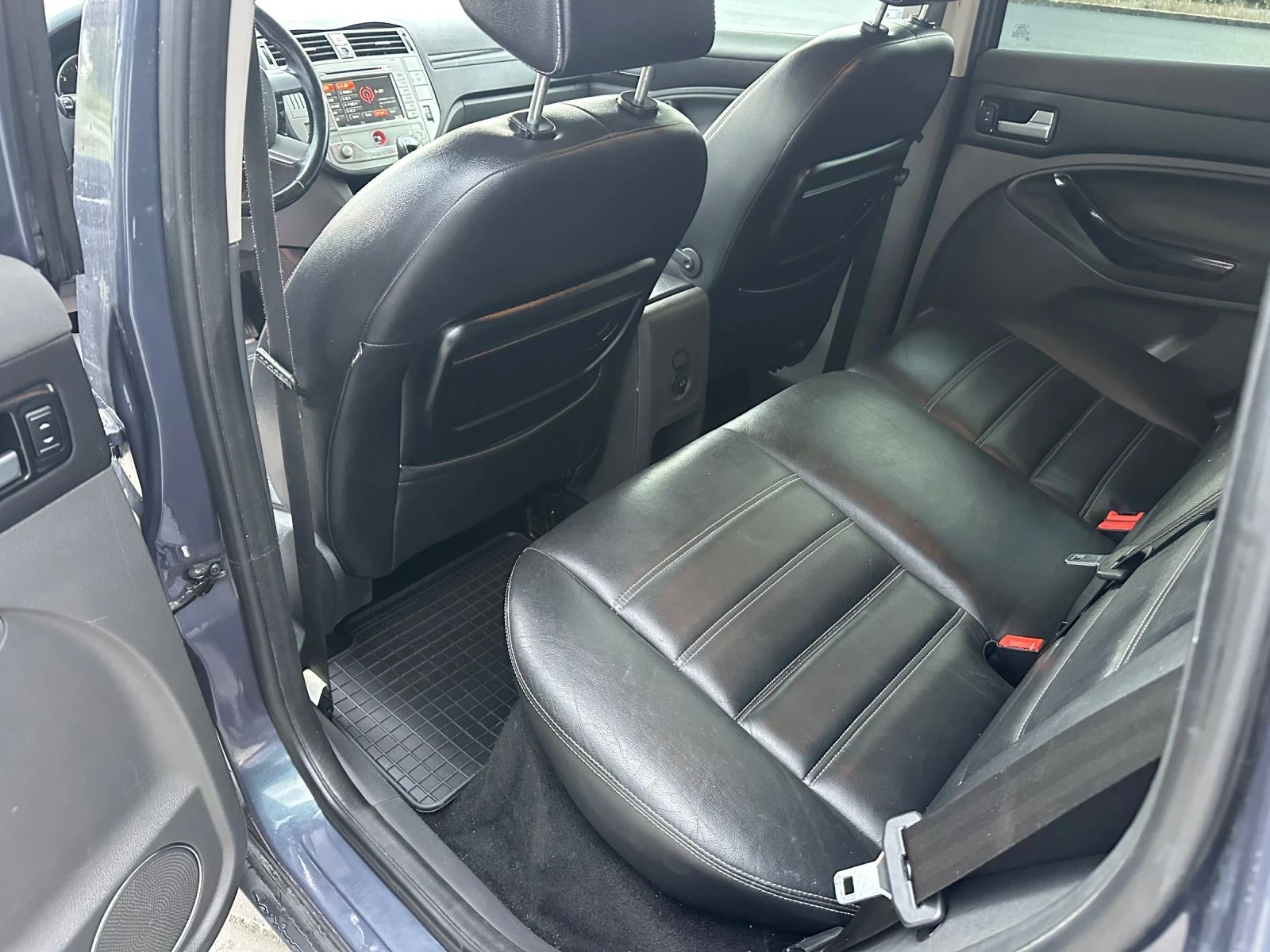 Ford Kuga 2.0d 163к.с 4х4 Автомат Лед Подгрев , снимка 11 - Автомобили и джипове - 53696577