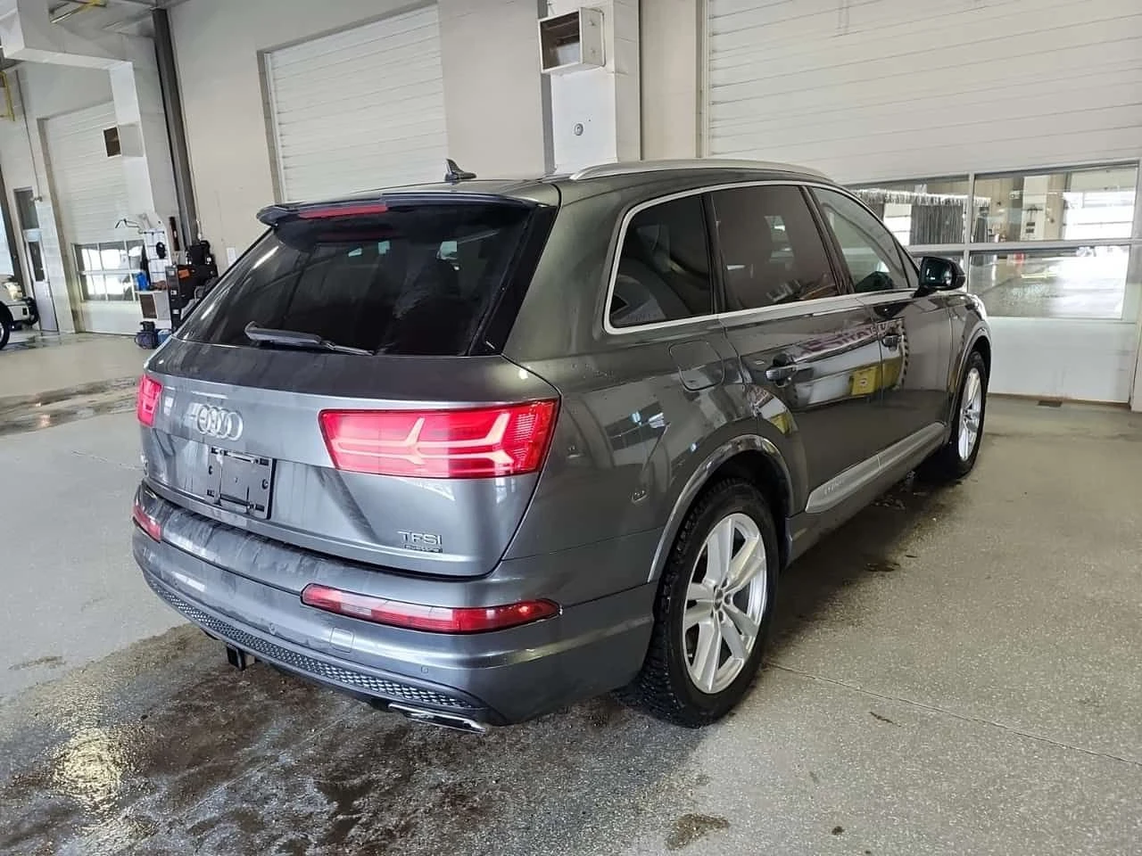 Audi Q7 * 3.0T TECHNIK * ПАНО * ПОДГРЕВИ * 2 КЛЮЧА* CARFAX, снимка 3 - Автомобили и джипове - 54038379