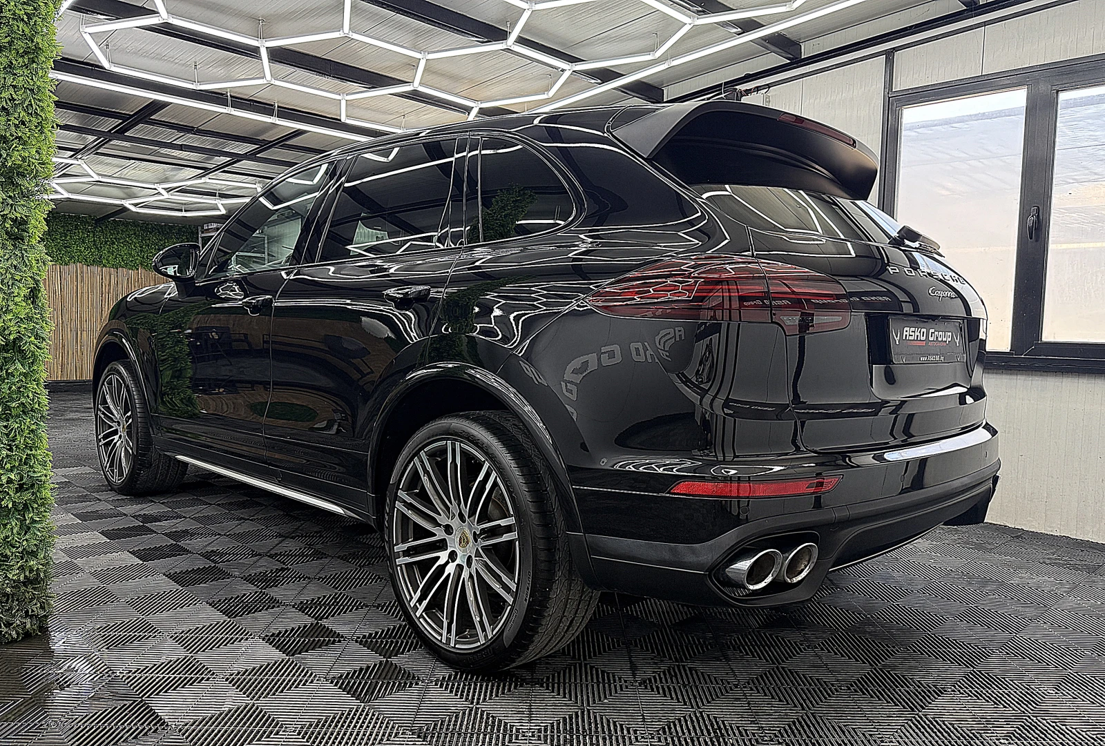 Porsche Cayenne Platinum Edition/PANORAMA/PODGREV/KAMERA/ЛИЗИНГ, снимка 4 - Автомобили и джипове - 54836984