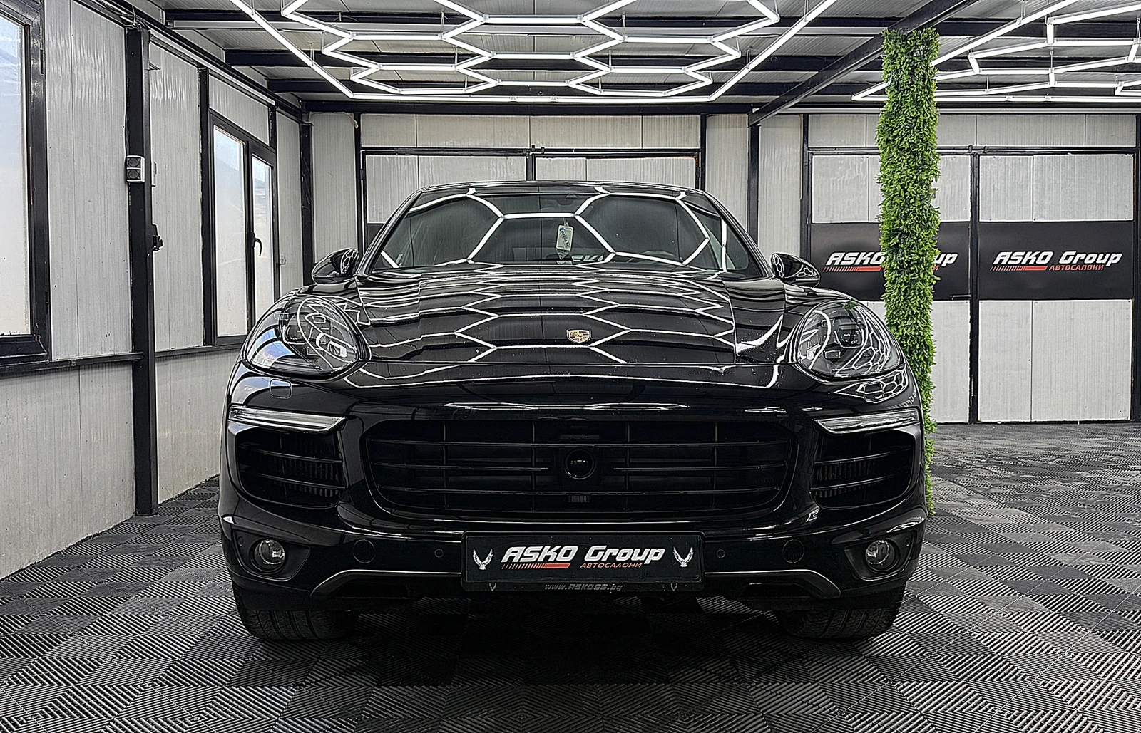 Porsche Cayenne Platinum Edition/PANORAMA/PODGREV/KAMERA/ЛИЗИНГ, снимка 2 - Автомобили и джипове - 54836984