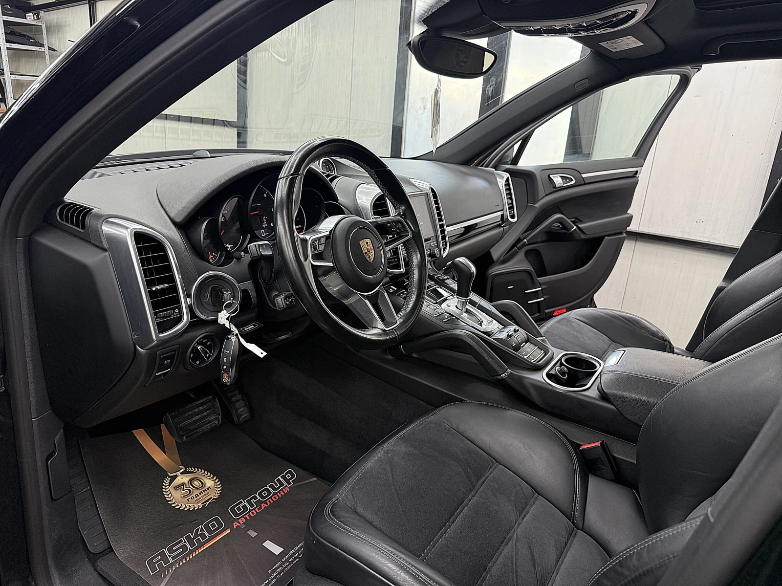 Porsche Cayenne Platinum Edition/PANORAMA/PODGREV/KAMERA/ЛИЗИНГ, снимка 14 - Автомобили и джипове - 54836984