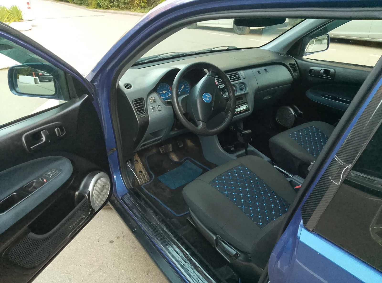 Honda Hr-v Джип, снимка 17 - Автомобили и джипове - 55993662