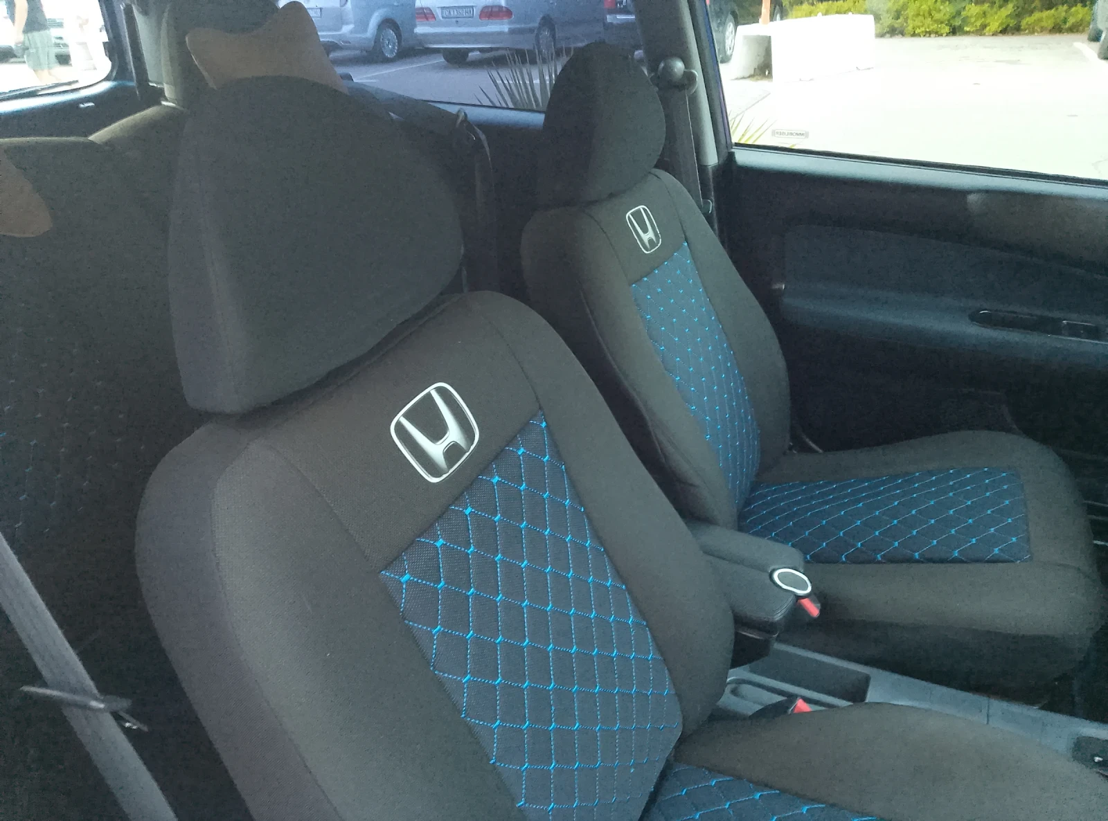 Honda Hr-v Джип, снимка 12 - Автомобили и джипове - 55993662