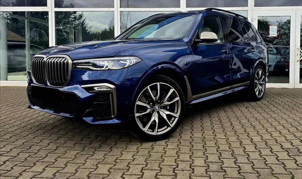 BMW X7 M50i xDrive 4.4 V8