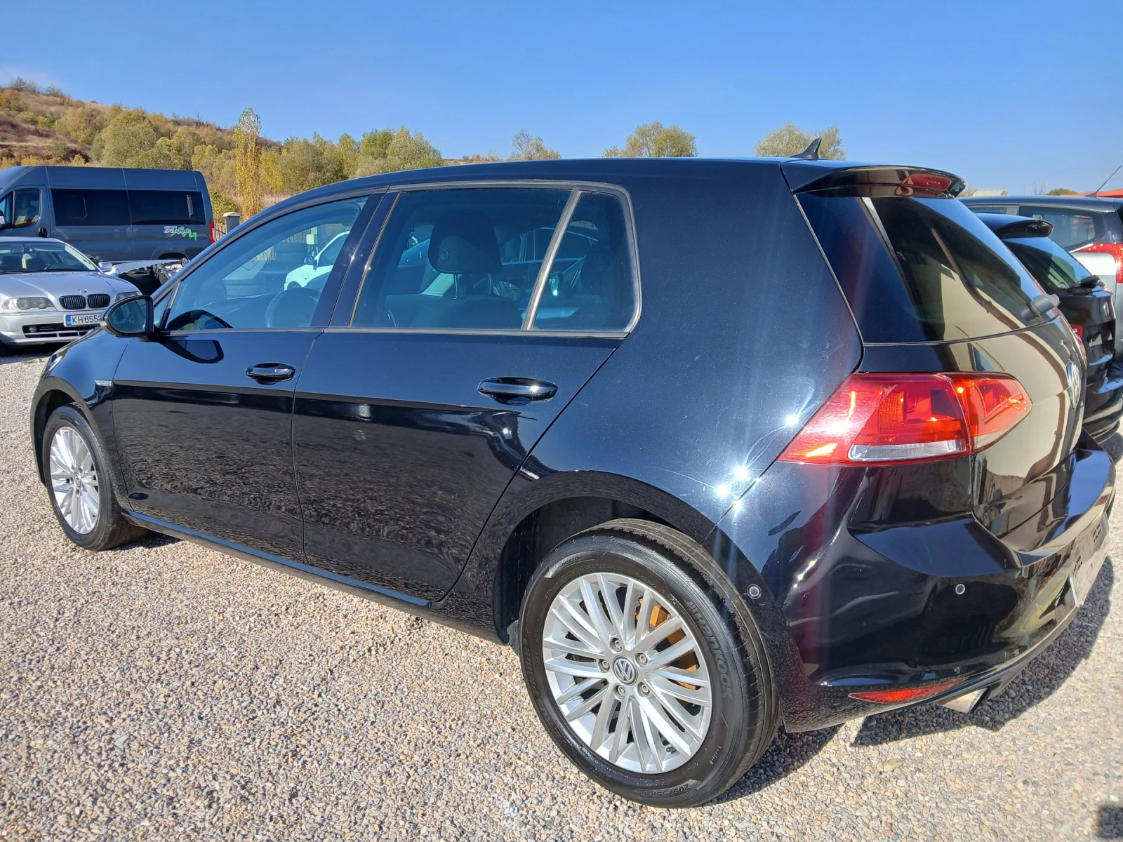 Kia Sportage Лек, снимка 6 - Автомобили и джипове - 56609869