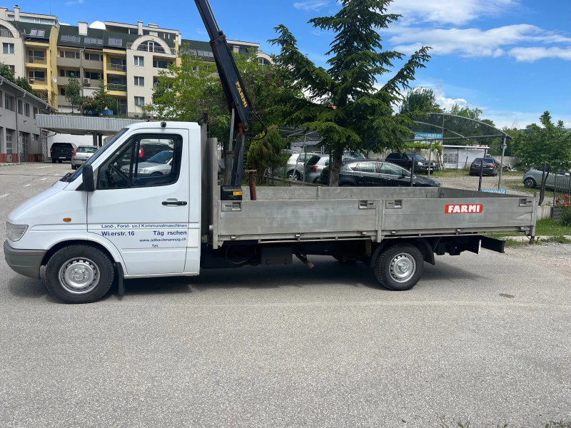 Mercedes-Benz Sprinter 312 Бордови с кран, снимка 4 - Бусове и автобуси - 45878024