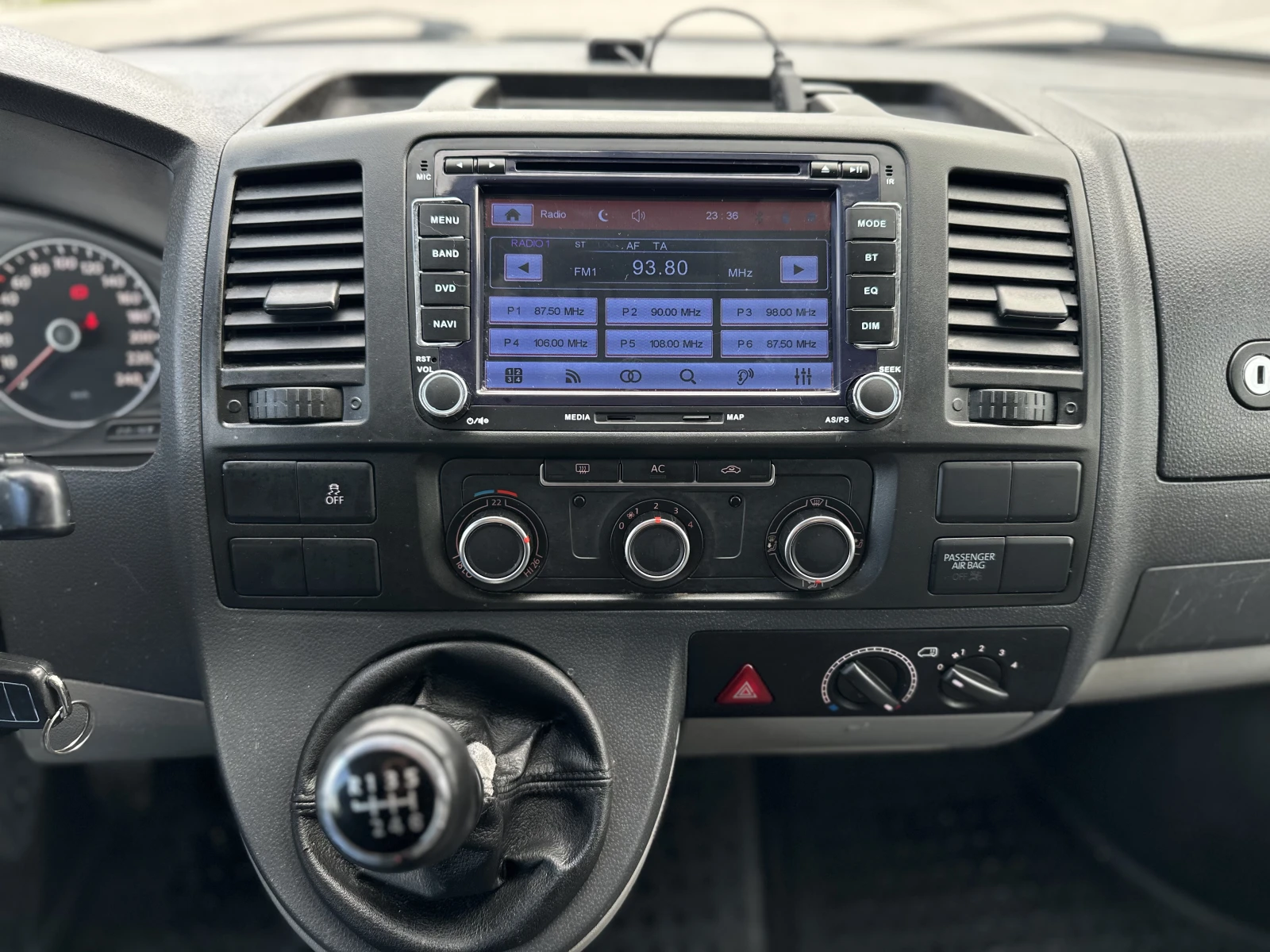 VW Transporter T5* Cara* 2.0 TDI 16V* ЛИЗИНГ*  - изображение 10