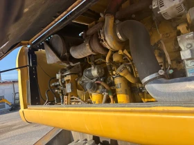 Багер Cat 318, снимка 5