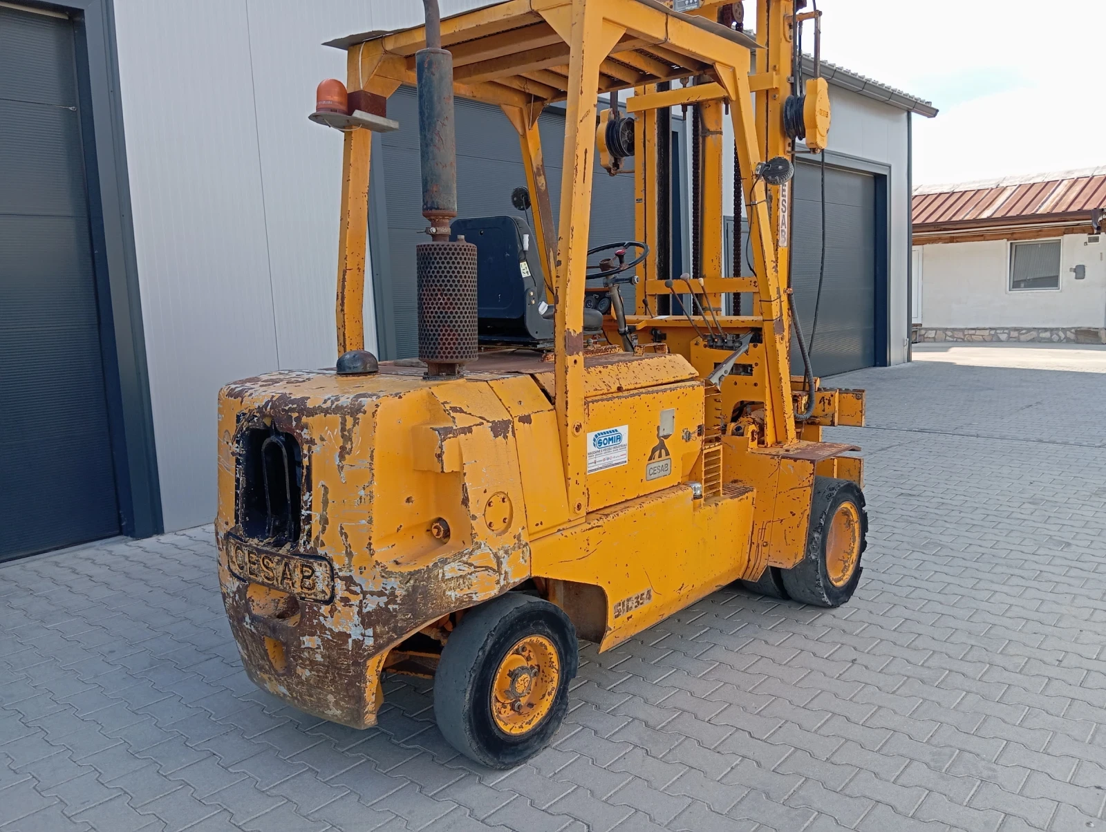 ������� Cesab | Mobile.bg � ����������� 6