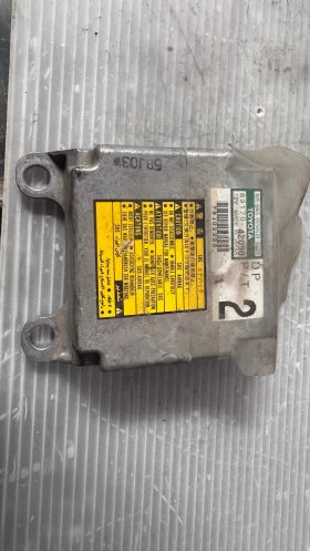     Airbag  /  /  a Toyota Rav4 - 89170-42090