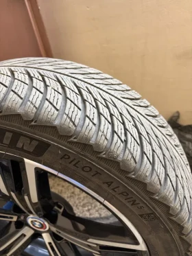 Гуми Зимни 225/45R18, снимка 6