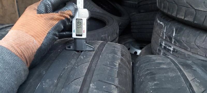 Гуми Летни 255/50R20, снимка 4 - Гуми и джанти - 35130057