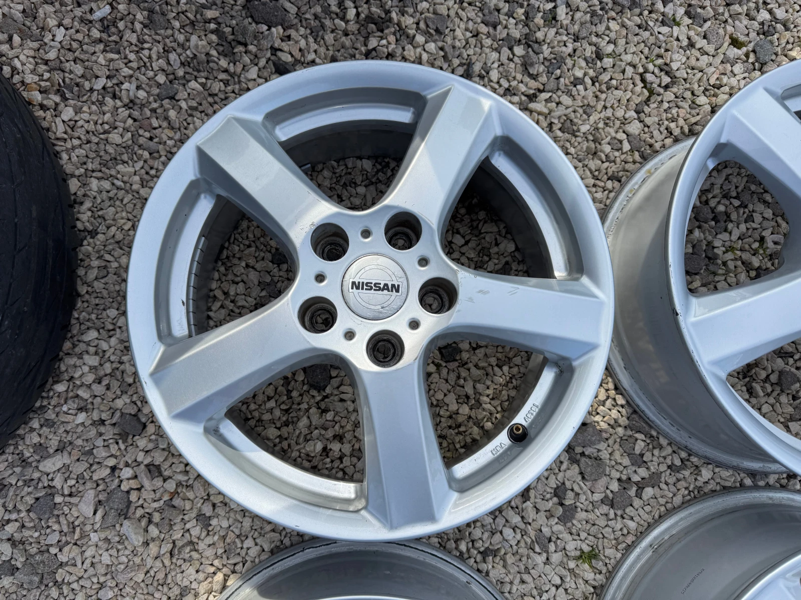 Джанти за Nissan X-trail, снимка 2 - Гуми и джанти - 53814243