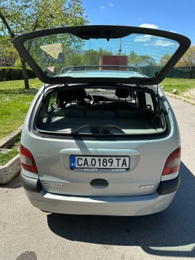 Renault Megane Scrnik, снимка 9