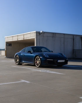 Porsche 911 Carrera 4S, снимка 1