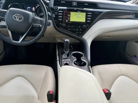 Toyota Camry 2.5 Hybrid Luxury , снимка 12