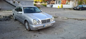  Mercedes-Benz E 240