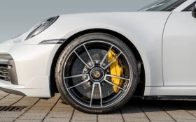 Porsche 911 Turbo S = Ceramic Brakes= Гаранция - 452840 лв. - 69315725 | Car24.bg