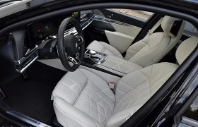 BMW 740 d xDrive Fond-Entertainment M-Pack - 83900 € / 164094.14 лв. - 24732117 5