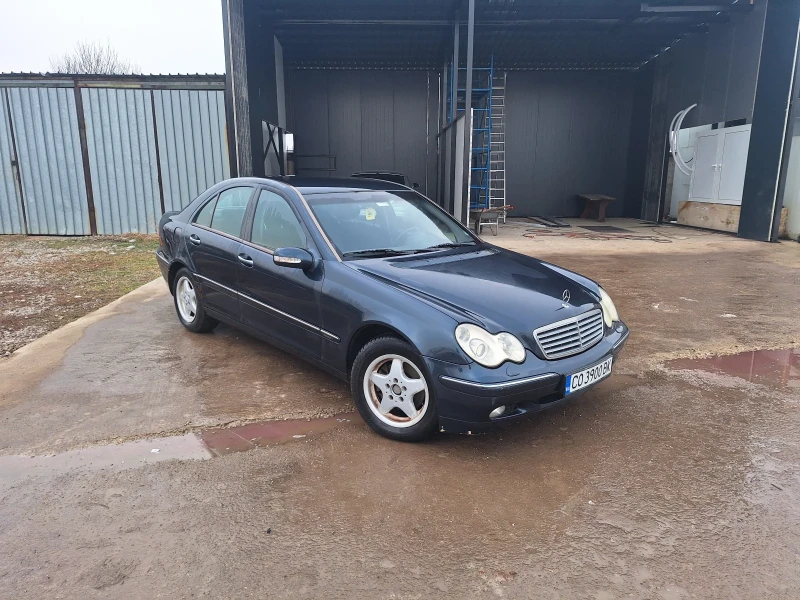 Mercedes-Benz C 220, снимка 5 - Автомобили и джипове - 48597750