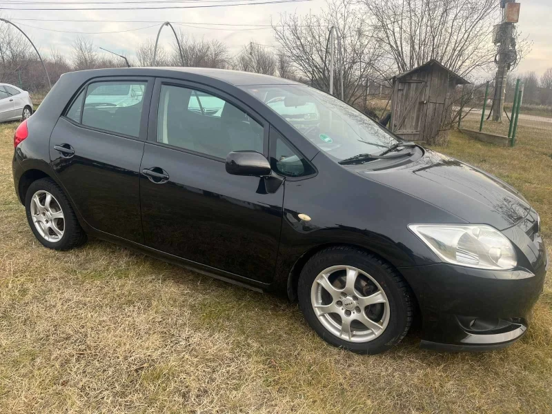 Toyota Auris 1.6I VVTI, снимка 10 - Автомобили и джипове - 49047063