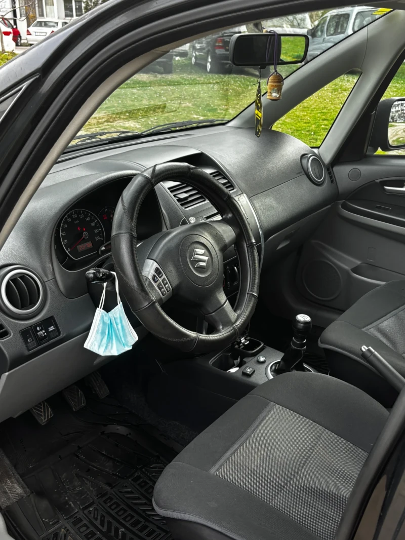 Suzuki SX4, снимка 7 - Автомобили и джипове - 49522950