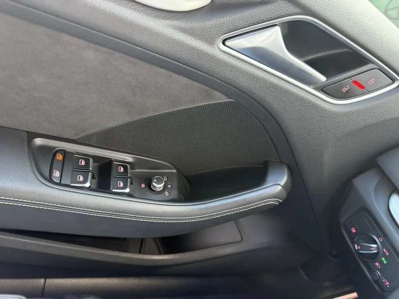 Audi S3 S3 2.0T Full, снимка 11 - Автомобили и джипове - 51378455