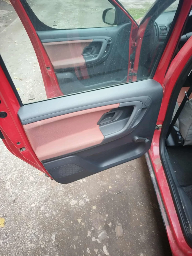 Skoda Roomster, снимка 10 - Автомобили и джипове - 52540777