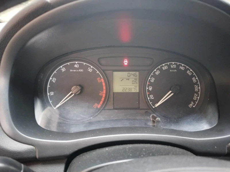 Skoda Roomster, снимка 7 - Автомобили и джипове - 52540777