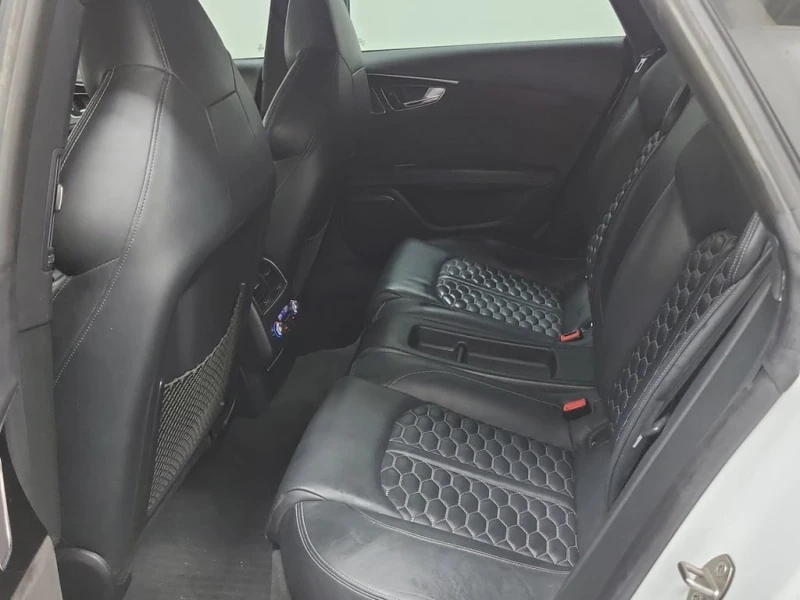 Audi Rs7 * 4DR SDN * CARFAX * БЕЗ ПЪРВОНАЧАЛНА ВНОСКА, снимка 13 - Автомобили и джипове - 53097717